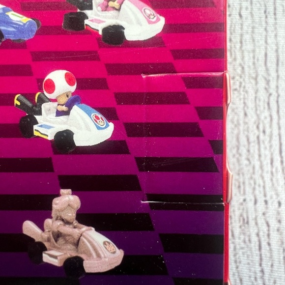 McDonald’s Mario Kart 8 Deluxe Pink Gold Peach Kart Toy – NWOT Unopened 2024 - Picture 4 of 6